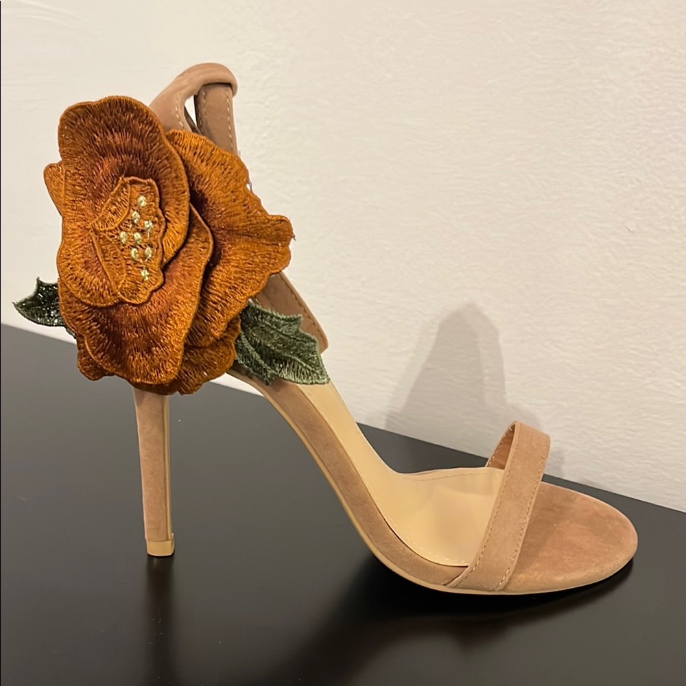 Elegant Tan Floral Women's Heels